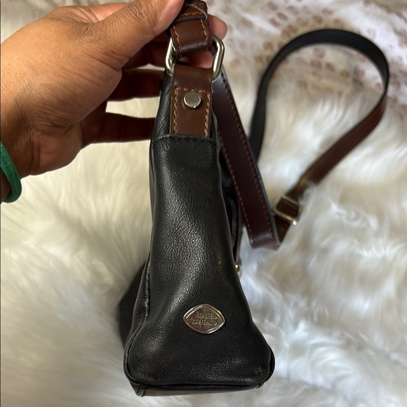 Vintage Timeless Black and Brown Leather Crossbody Bag - Picture 5 of 7